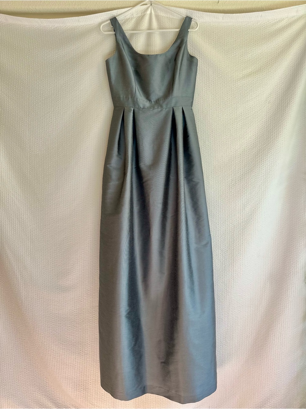 ALFRED SUNG Women’s Blue Gray Satin Pleated Sleeveless Maxi Dress Bridesmaid